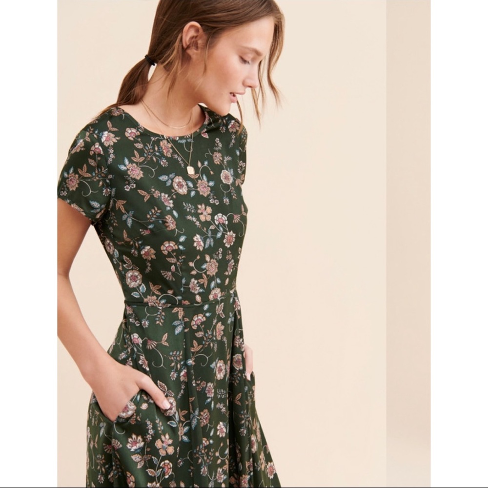 Dark green floral maxi dress gal meets glam